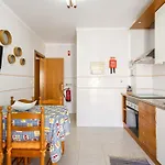 103 - Casa Lopes Ferrel (Leiria)